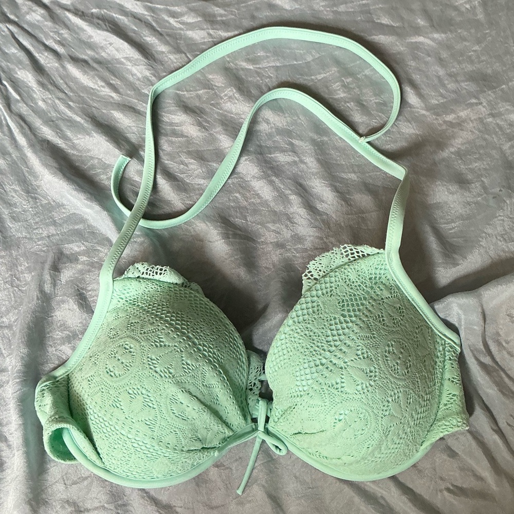 VICTORIA’S SECRET Mint Green Lace Bra SIZE 36D